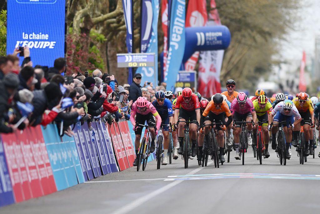 SAINTJEANDEMONTS FRANCE APRIL 02 LR Stage winner Marijn van den Berg of The Netherlands David Dekker of The Netherlands and Team Arkea BB Hotels Alberto Dainese of Italy and Tudor Pro Cycling Team Emmanuel Morin of France and Team Van Rysel Roubaix Jon Aberasturi of Spain and Team Euskaltel Euskadi and Emilien Jeanniere of France and Team TotalEnergies sprint at finish line during the 70th Region Pays de la Loire Tour 2024 Stage 1 a 2105km stage from FontenayleComte to SaintJeandeMonts on April 02 2024 in SaintJeandeMonts France Photo by Dario BelingheriGetty Images