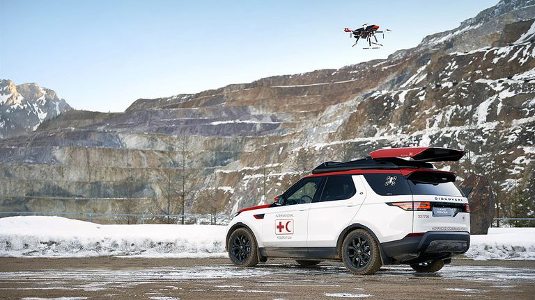 Land Rover Discovery Project Hero