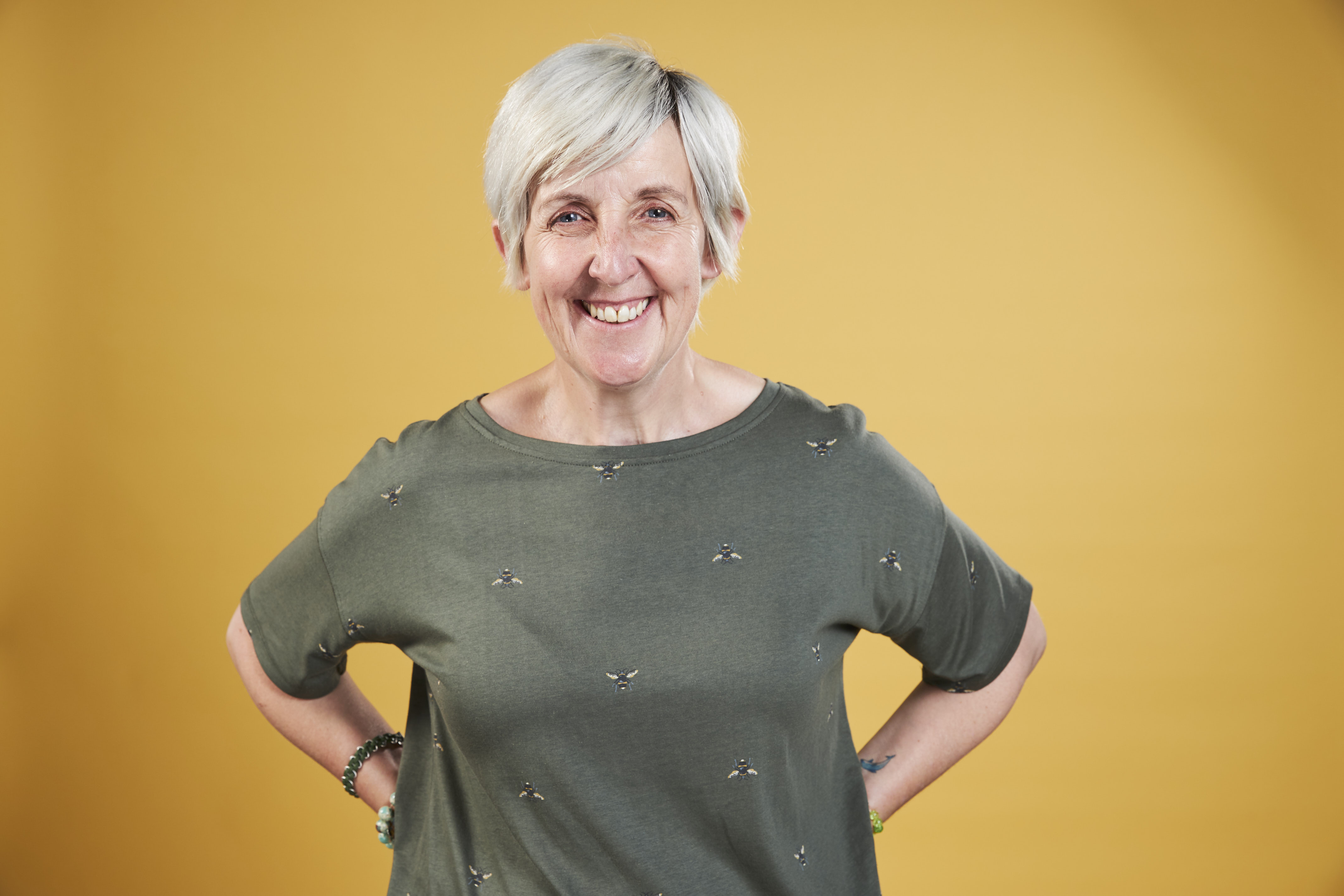 Julie Hesmondhalgh as Ben's mum Linda.