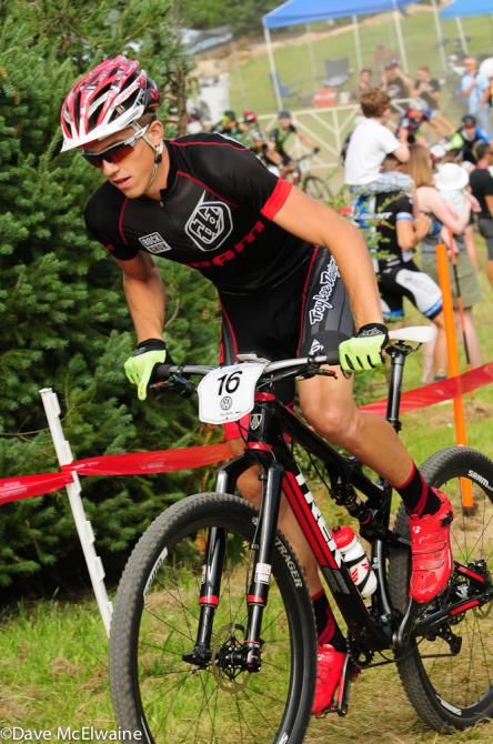 Russell Finserwald (SRAM Factory) riding in third position on lap one