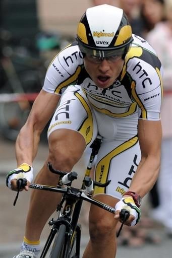 Tony Martin (HTC-Columbia) time trials to third place.