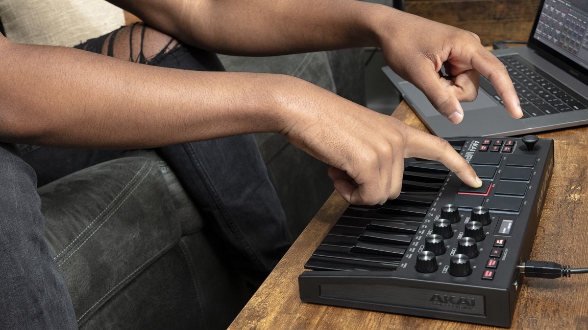 Akai MPK mini mk3