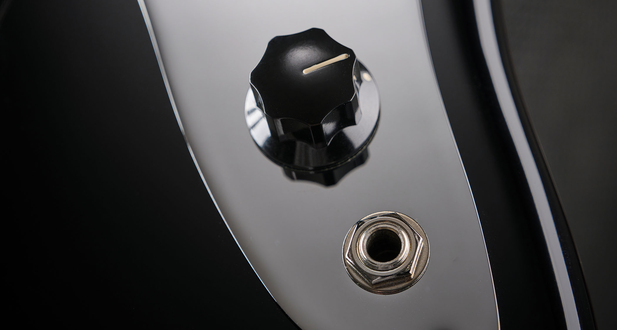 Fender Johnny Marr Signature Special Jaguar: This looks a bit different from Johnny&rsquo;s first signature Jaguar. Yes, it&rsquo;s only offered in one colour this time around and it&rsquo;s &lsquo;limited&rsquo;, although Fender doesn&rsquo;t say if that&rsquo;s a specific number or limited simply to demand. The big difference here is the trio of lipstick single-coil pickups.