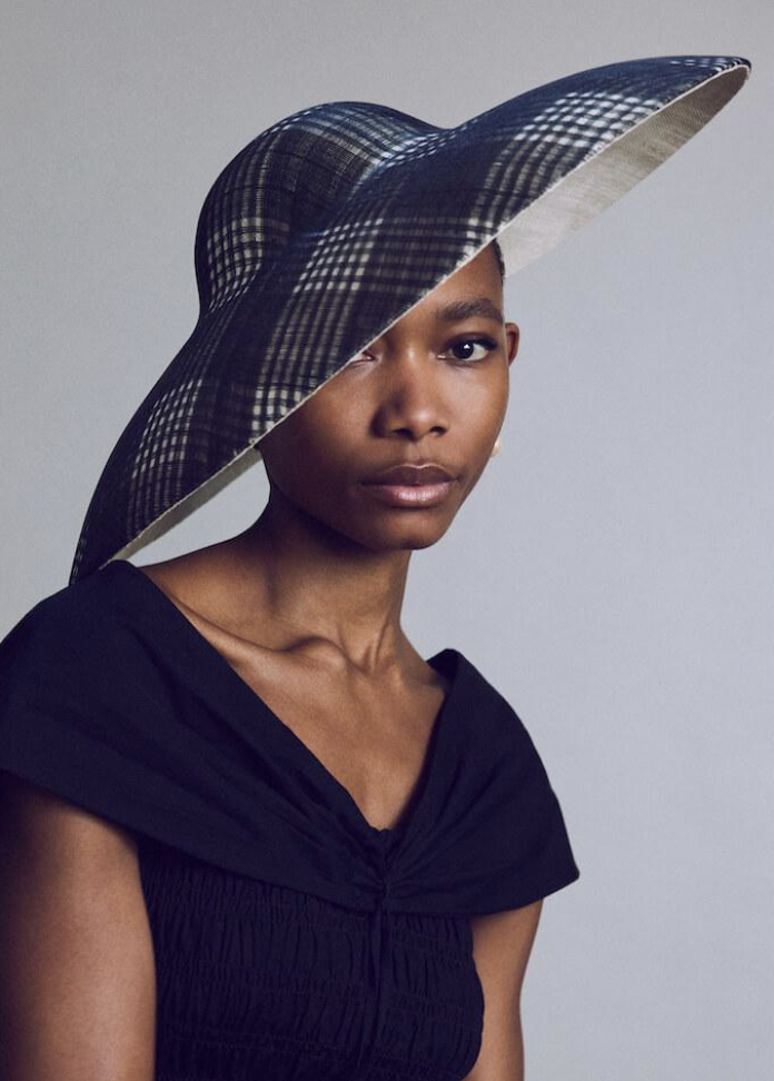 EMILY LONDON, Aurélie Hat
