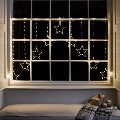 Decorating with Christmas lights: ideas to add ambience to your home ...