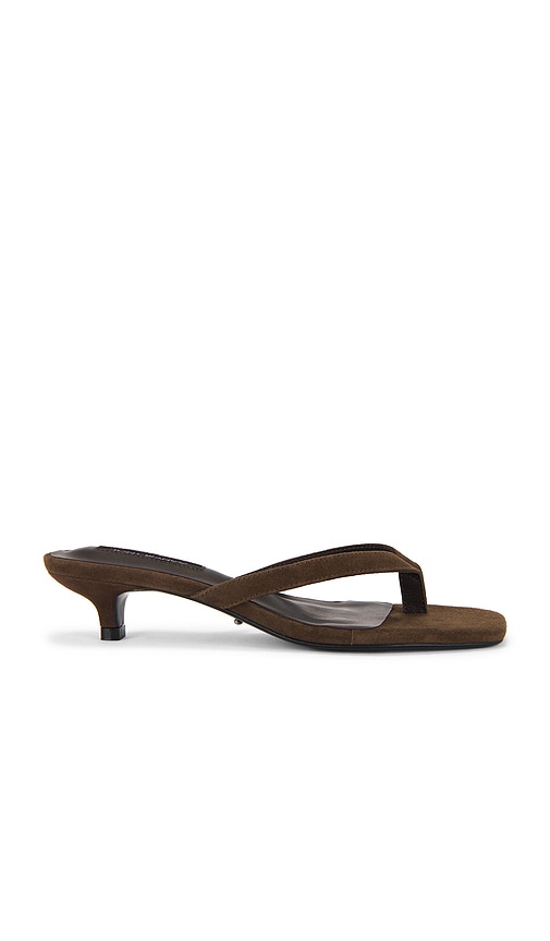 Annie Heel