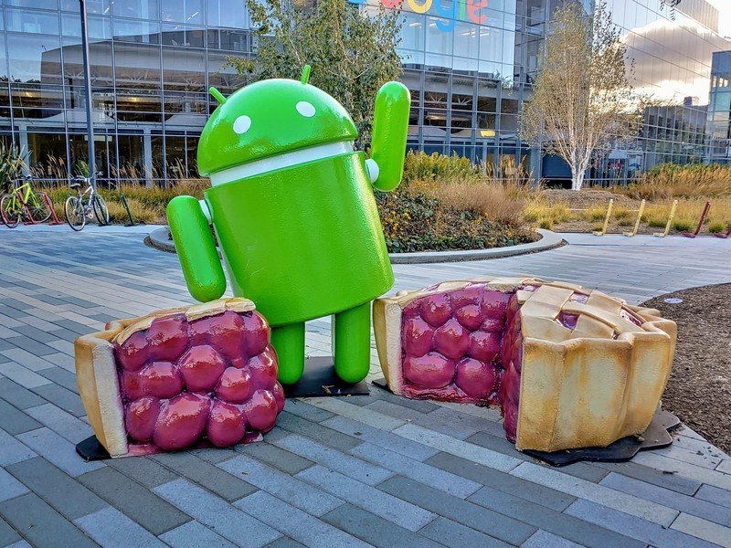 Googleplex'teki Android Pie heykeli