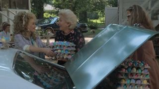 The women loading Easter eggs into the car in Steel Magnolias