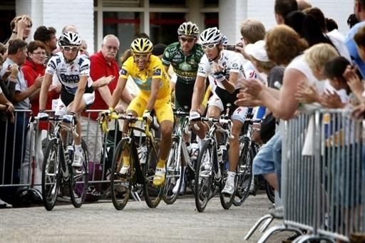 Alberto Contador rides with the Schleck brothers in Stiphout.