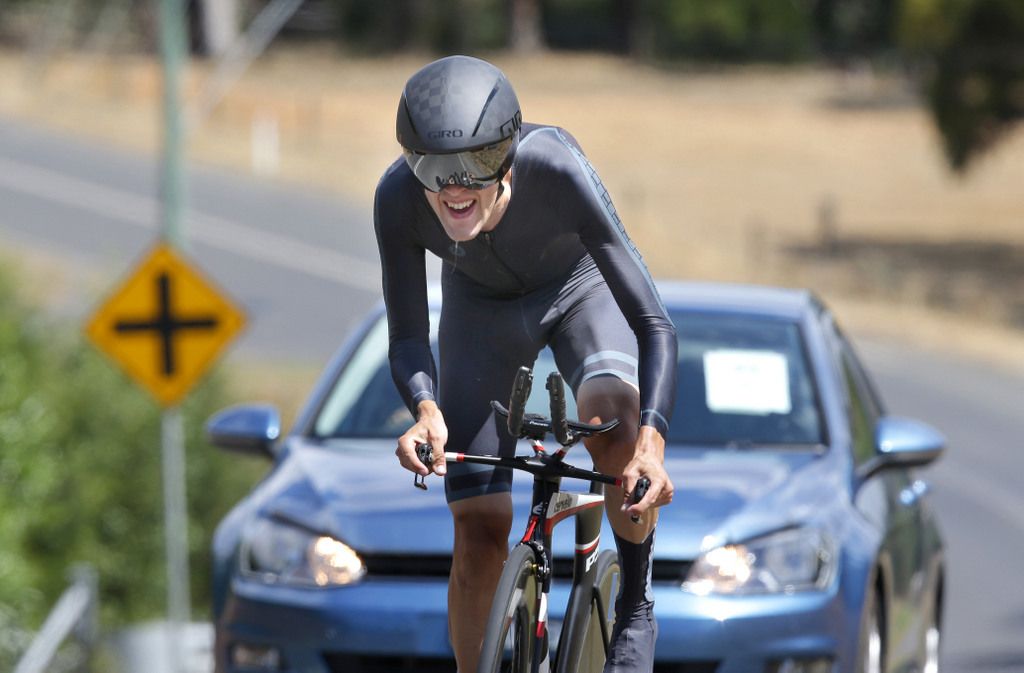 Ben Dyball riding to Bronze