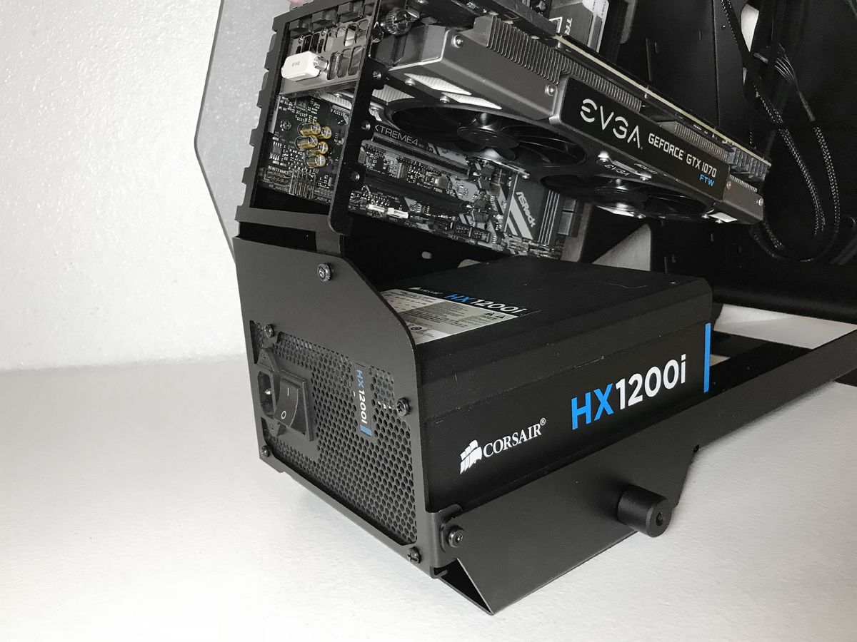 Cougar Conquer Essence Case Review: A Fanless Dust Trap? - Tom's