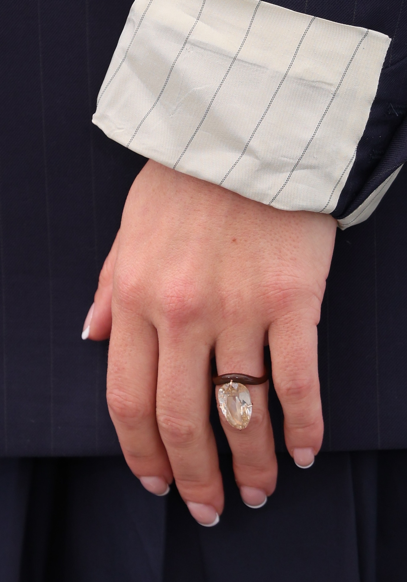 ring - Scarlett Johansson