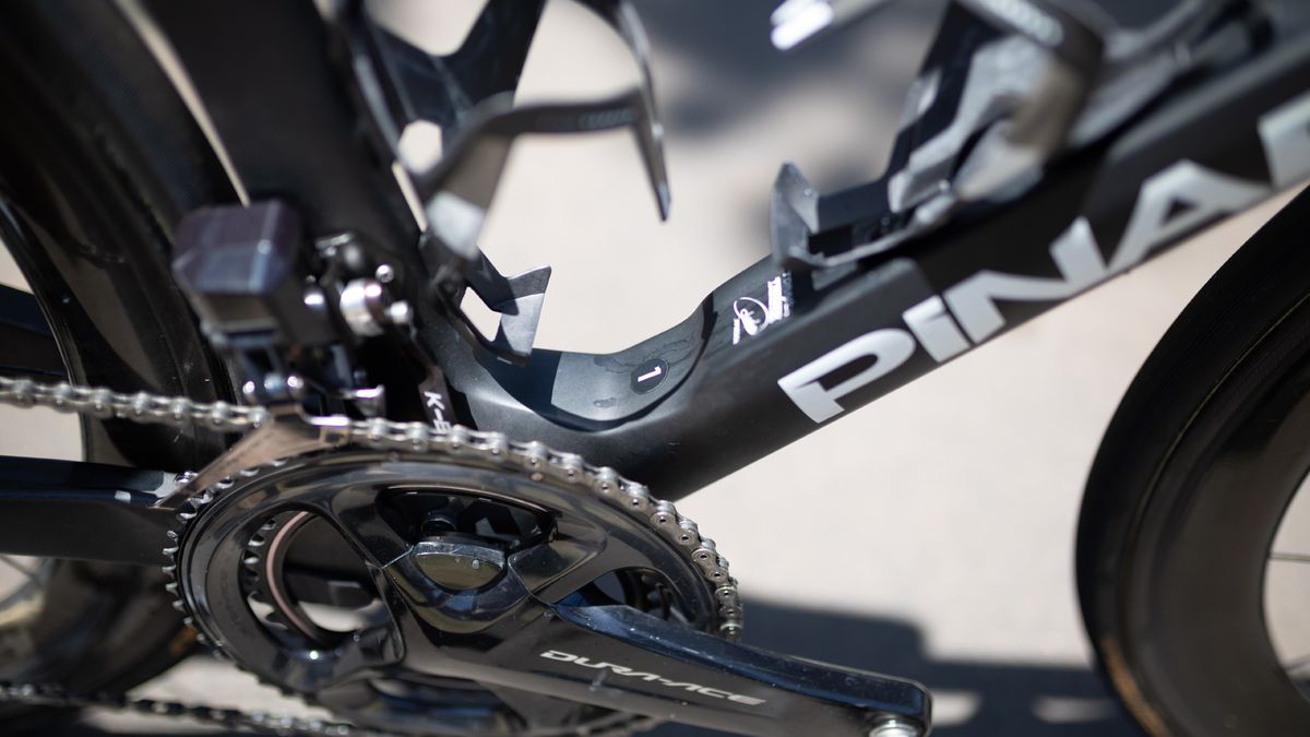 Luke Rowe's Pinarello Dogma F12 XLight