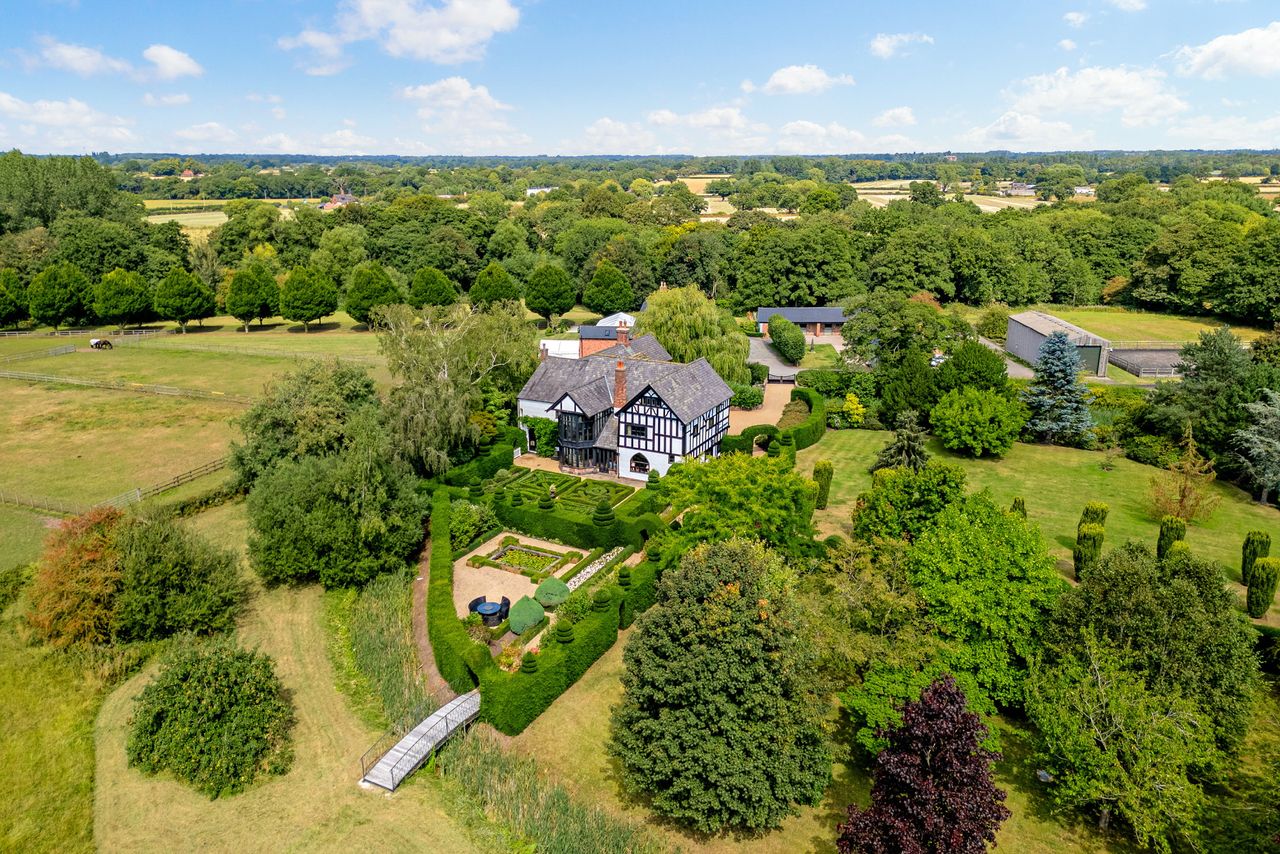 Images of Holford Hall, Cheshire