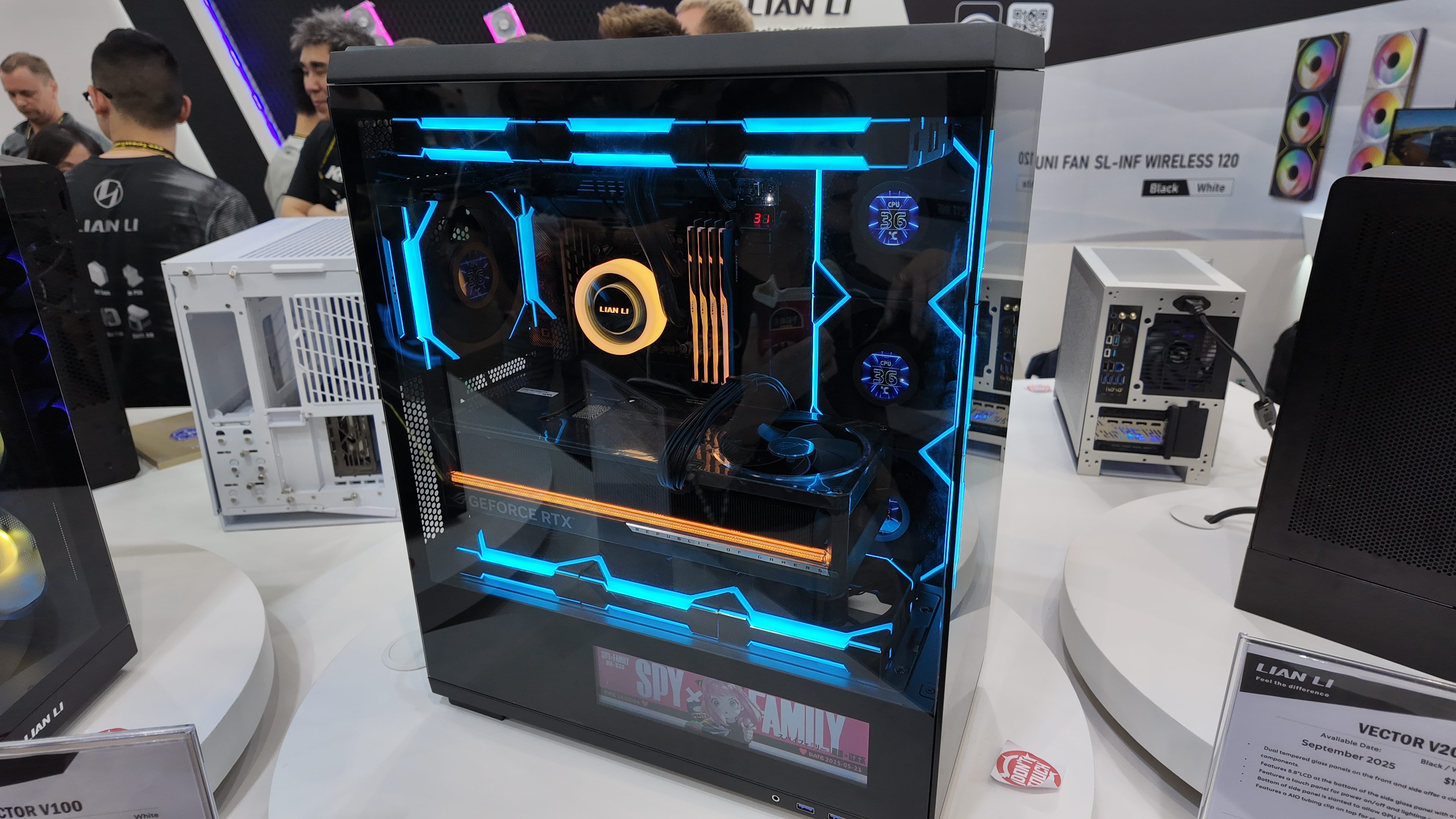 Lian Li Vector V200
