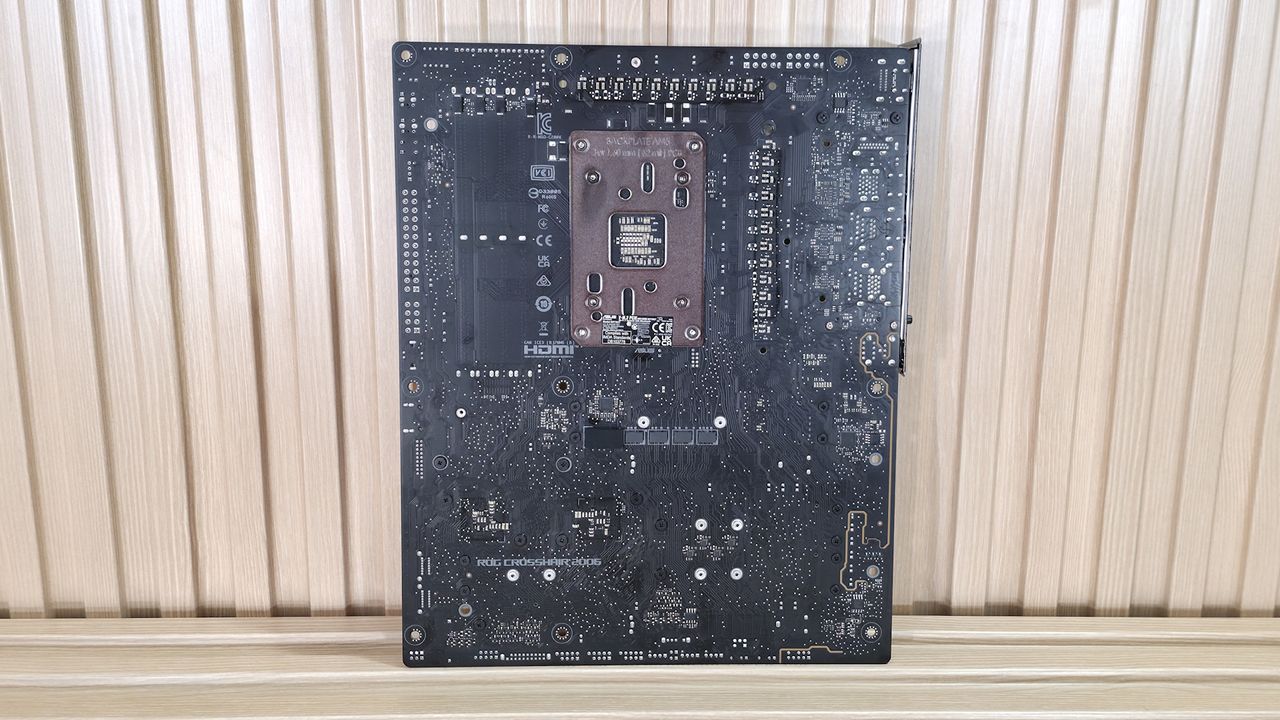 Asus ROG Crosshair 2006 - Board images