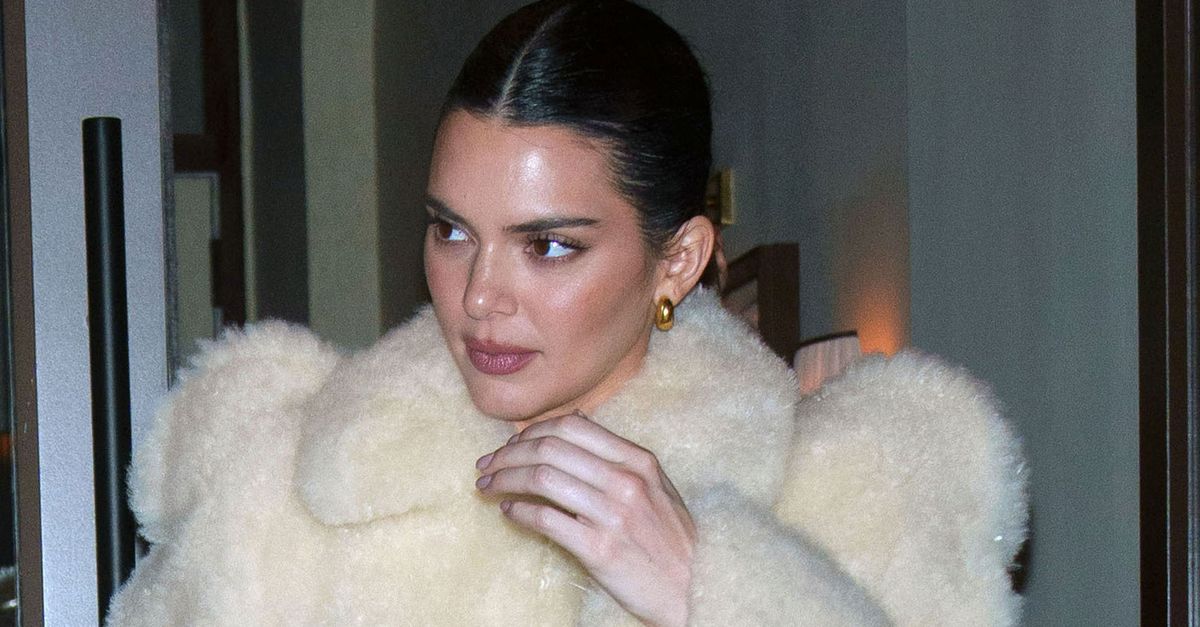 Kendall Jenner a porté la tendance accessoire polarisante des années 2000 qui pourrait être partout cet automne