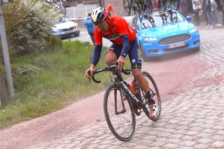 Heinrich Haussler rides the cobbles of Paris-Roubaix
