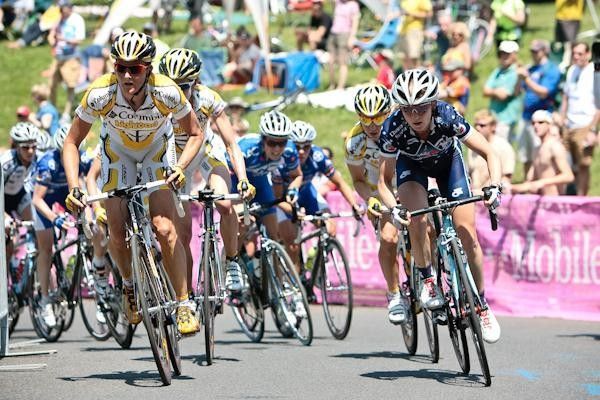 Kim Anderson (Columbia-Highroad) leads the women's field up Lemon Hill.