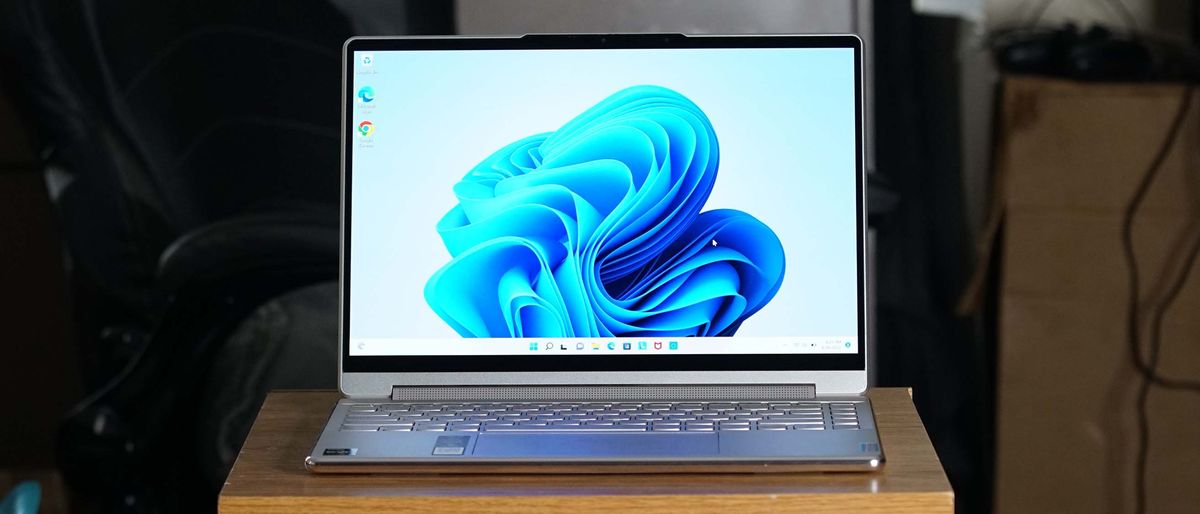 A Lenovo Yoga 9i Gen 7