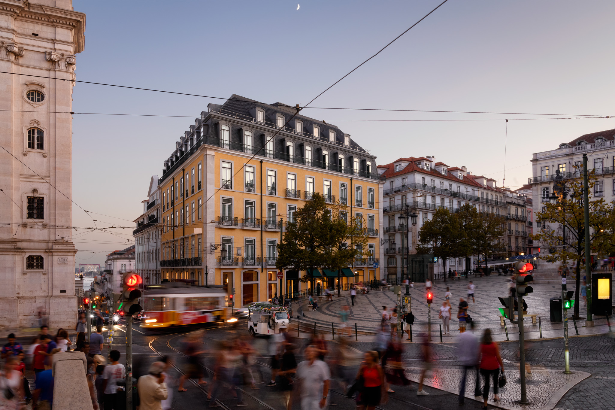 Bairro Alto Hotel exterior