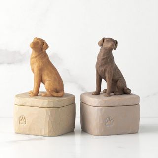 Willow tree dog box