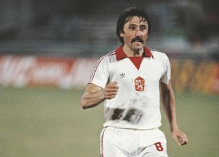 Antonin Panenka scores a penalty in the shootout for Czechoslovakia against Italy at Euro 1980.