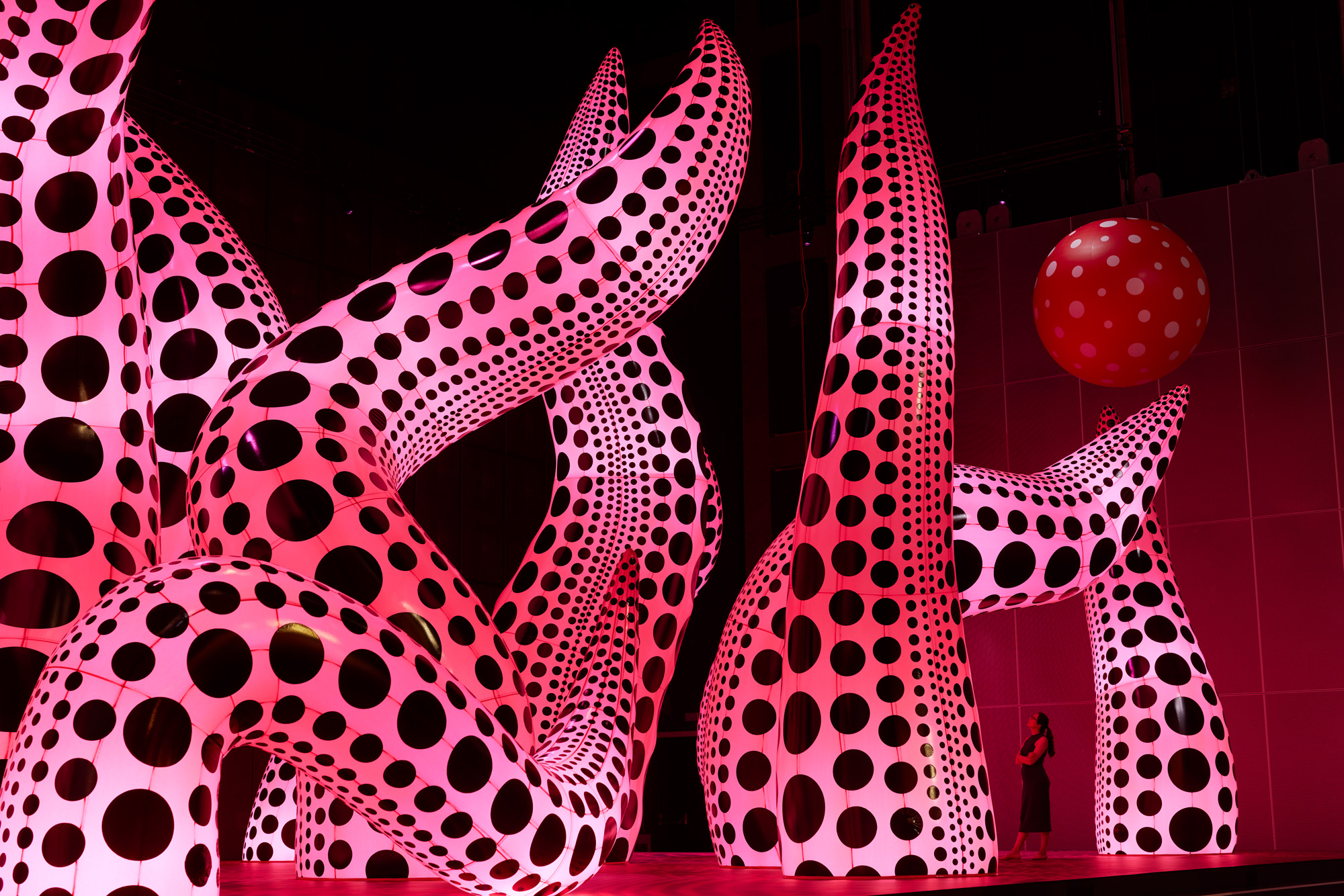 Discover a Dotted World in the Eyes of Yayoi Kusama