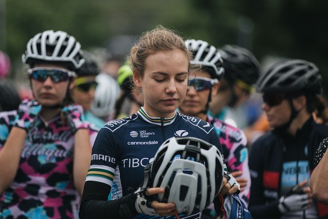 2019 road race champion Sarah Gigante (Team Tibco-SVB) took 18th place, but with it the silver medal in the under-23 competition