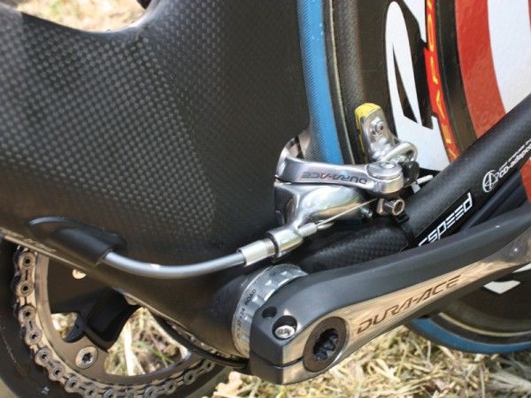 A retrofitted barrel adjuster provides more breathing room for the Dura-Ace 7800 caliper in the Felt DA's recessed brake pocket.