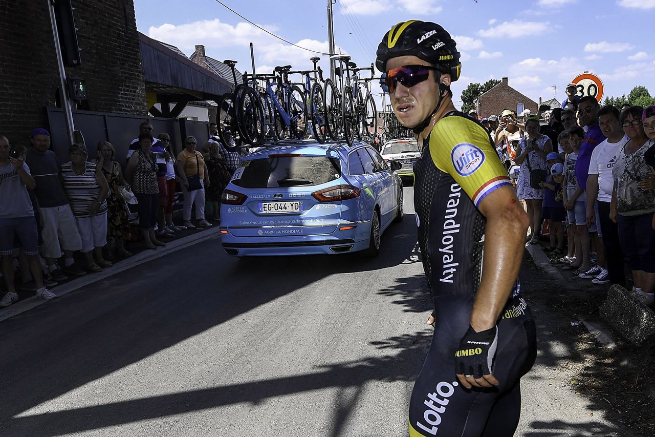 Dylan Groenewegen (LottoNl-Jumbo) had a crash on stage 9