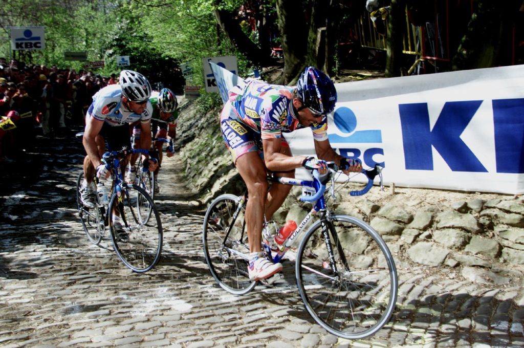 Cycling Tour Of Flanders 2002 Tafi Andrea Museeuw Johan Nardello Daniele Tour De Flandres Ronde Van Vlaanderen Photo by Tim De WaeleGetty Images