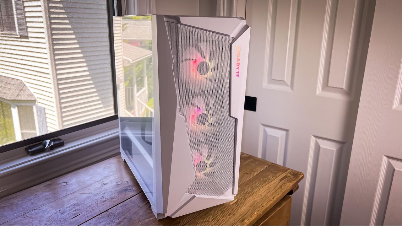 Gigabyte C301 Glass
