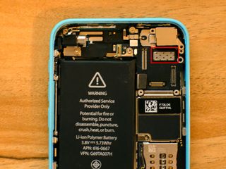 How to replace the rear iSight camera in an iPhone 5c