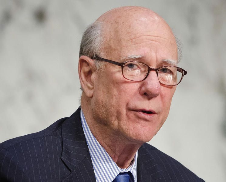 GOP Sen. Pat Roberts defeats Tea Party challenger Milton Wolf in Kansas primary