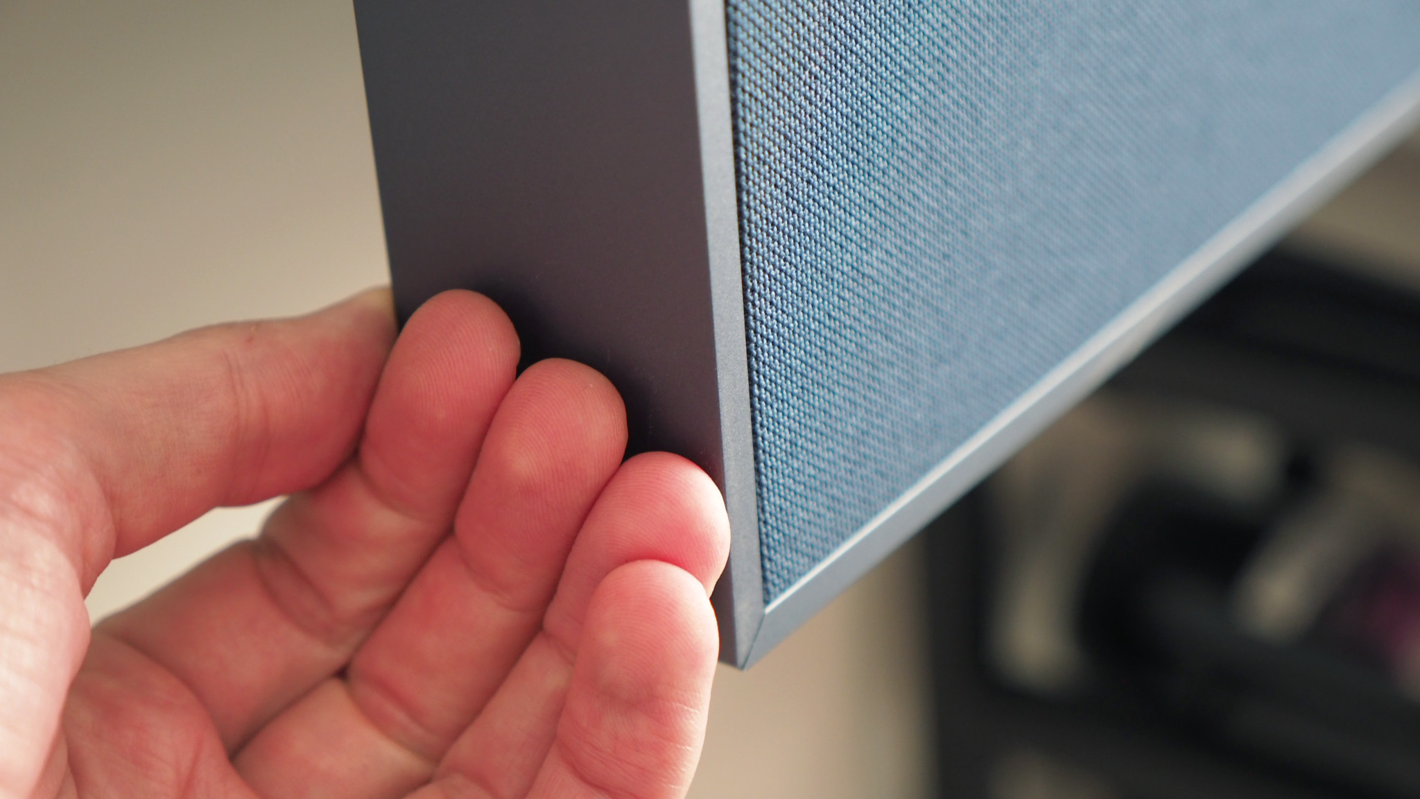 Sky Glass 2 thickness