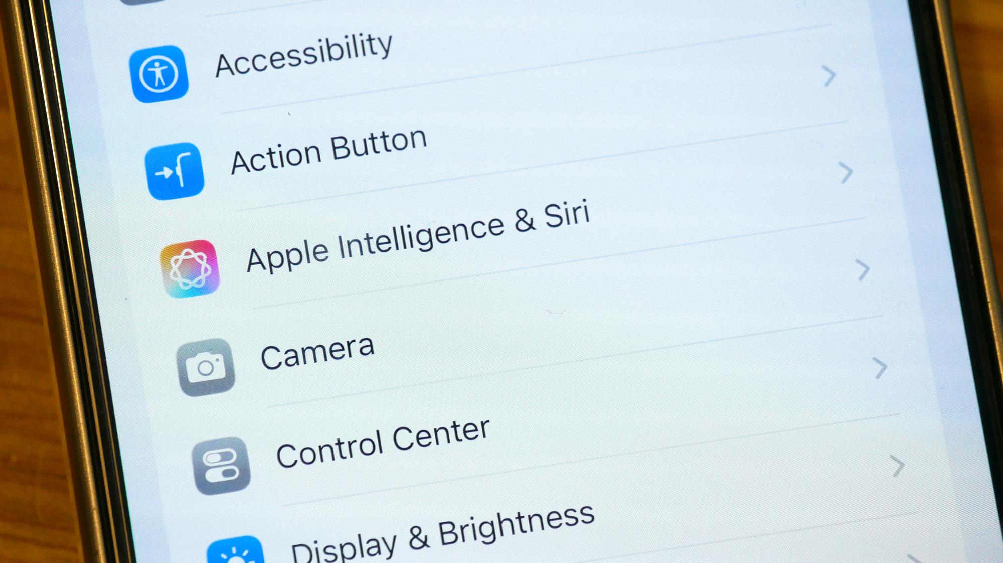 Apple Maps voice options under Siri settings.