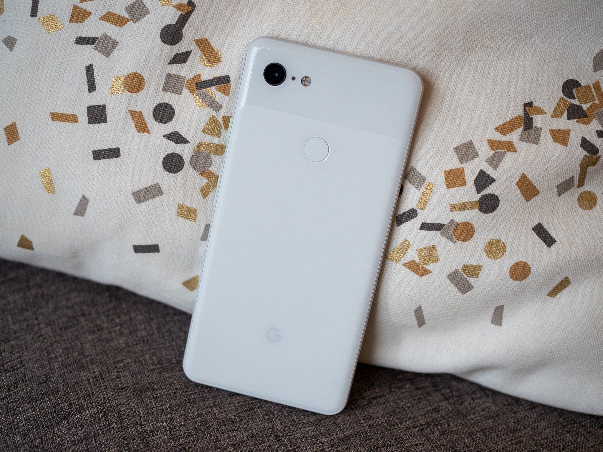 Pixel 3 XL 128GB Clearly White 新品未使用 Amazon.com: Google - Pixel 3 XL with 64GB Memory Cell Phone
