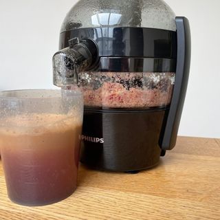 Image of Phillips juicer during testing