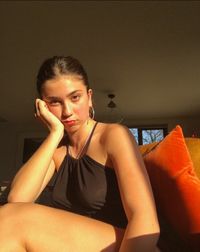 Lola Houlton's avatar