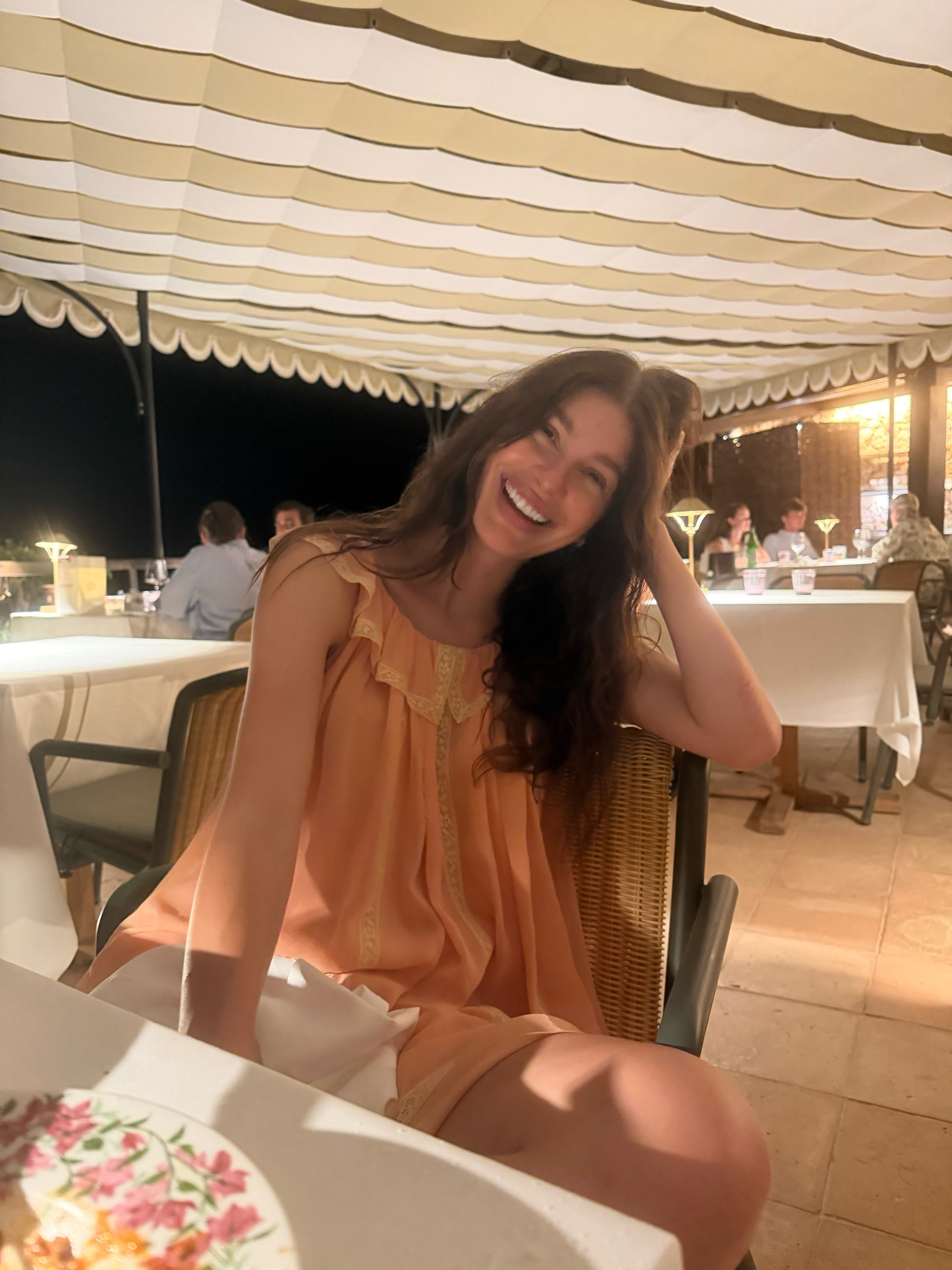 Camila Morrone wore a babydoll dress from D&amp;ocirc;en in August 2026