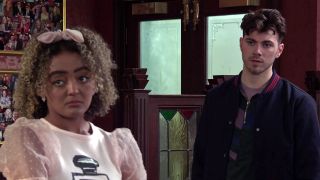 Emma and Curtis go on a date in Coronation Street