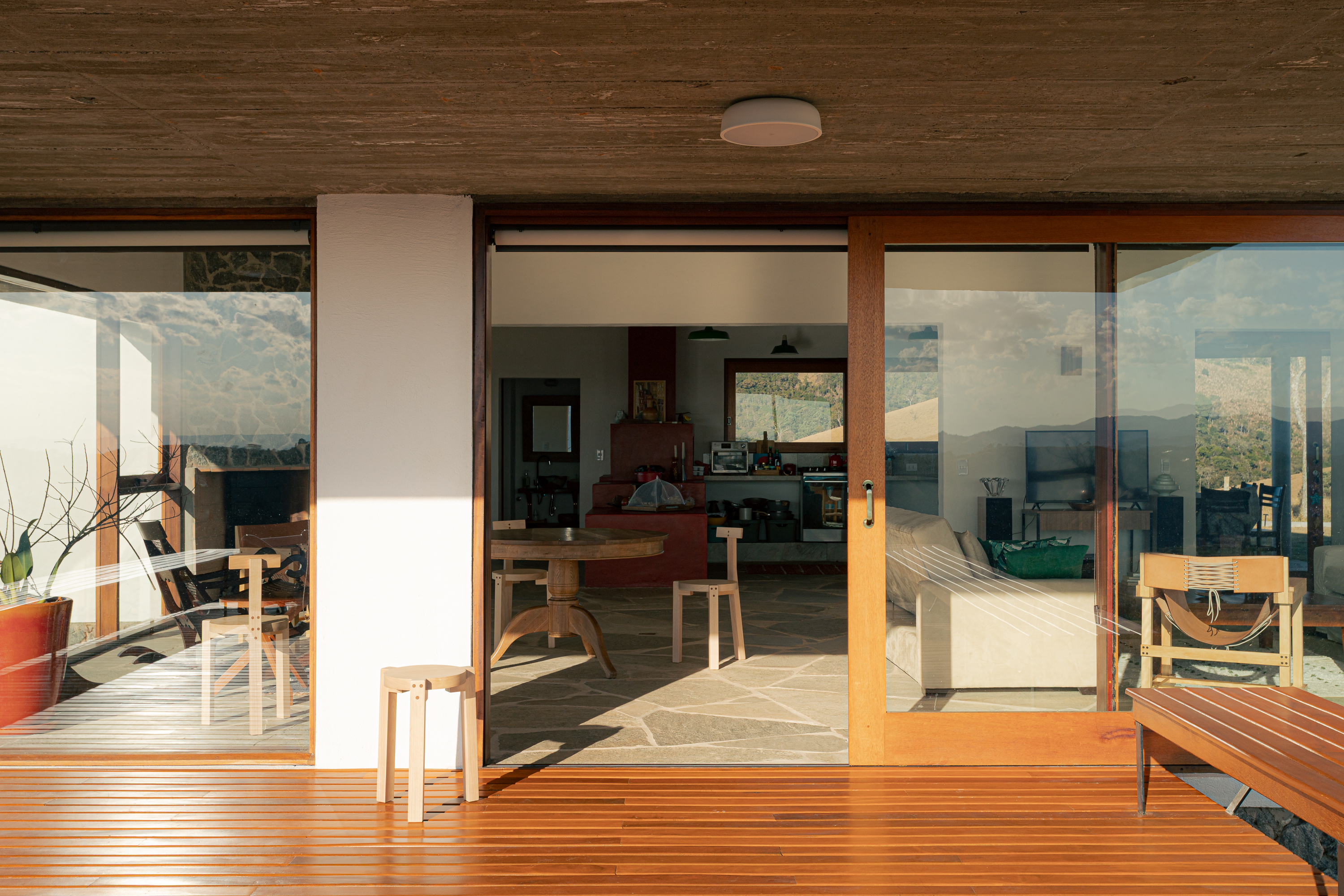 A house in Cunha is inspired by Brazilian farmhouses