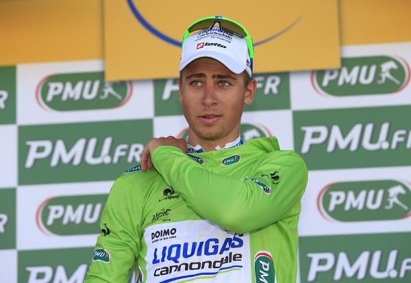 Peter Sagan (Liquigas-Cannondale) holds fast to the green jersey