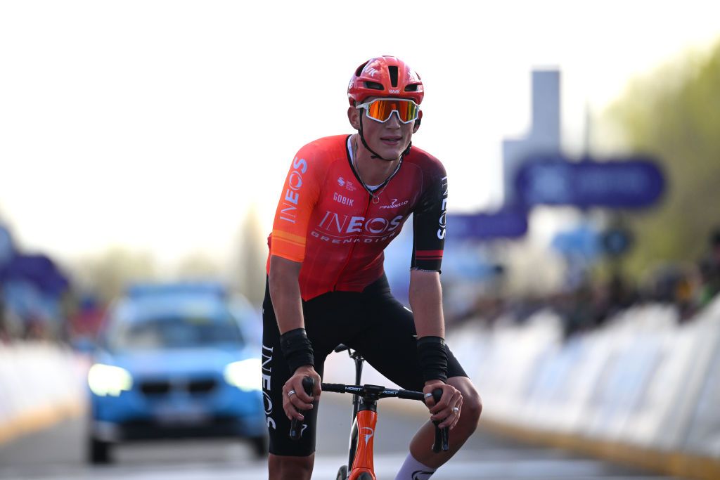 2024 Dwars door Vlaanderen: Josh Tarling claims sixth 