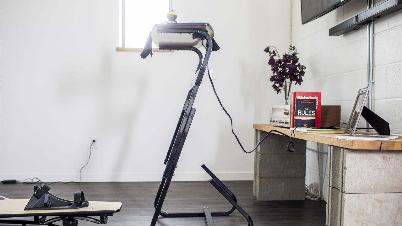 Saris H3 turbo trainer and TD1 desk
