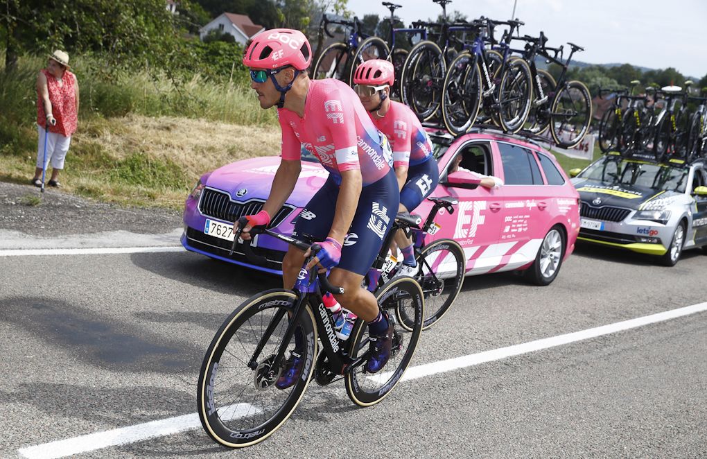 Alberto Bettiol (EF Education First) visits the EF Education First team car