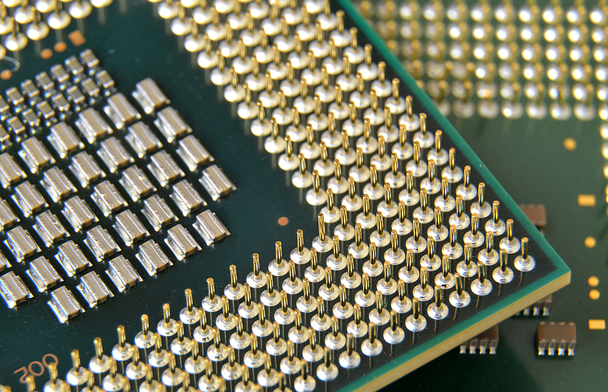 AMD Renoir APU Pops Up With 8 CUs Clocked up to 1.75 GHz | Tom's Hardware