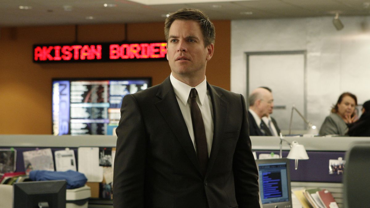 Suited Michael Weatherly in NCIS