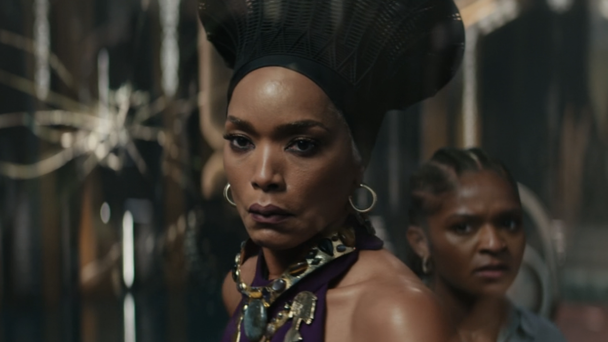 Angela Bassett facing Namor in Black Panther 2